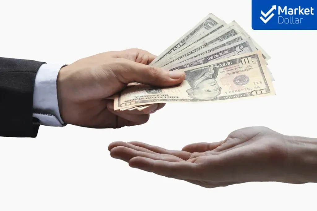 Casas de cambio online vs. Bancos: ¿Quién gana la batalla en 2026? | Market Dollar